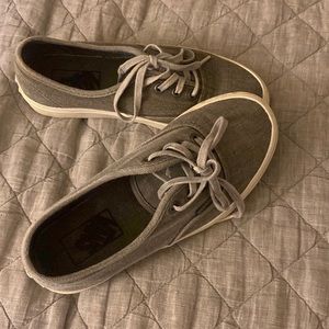 Vans, Grey low top, size 6.5